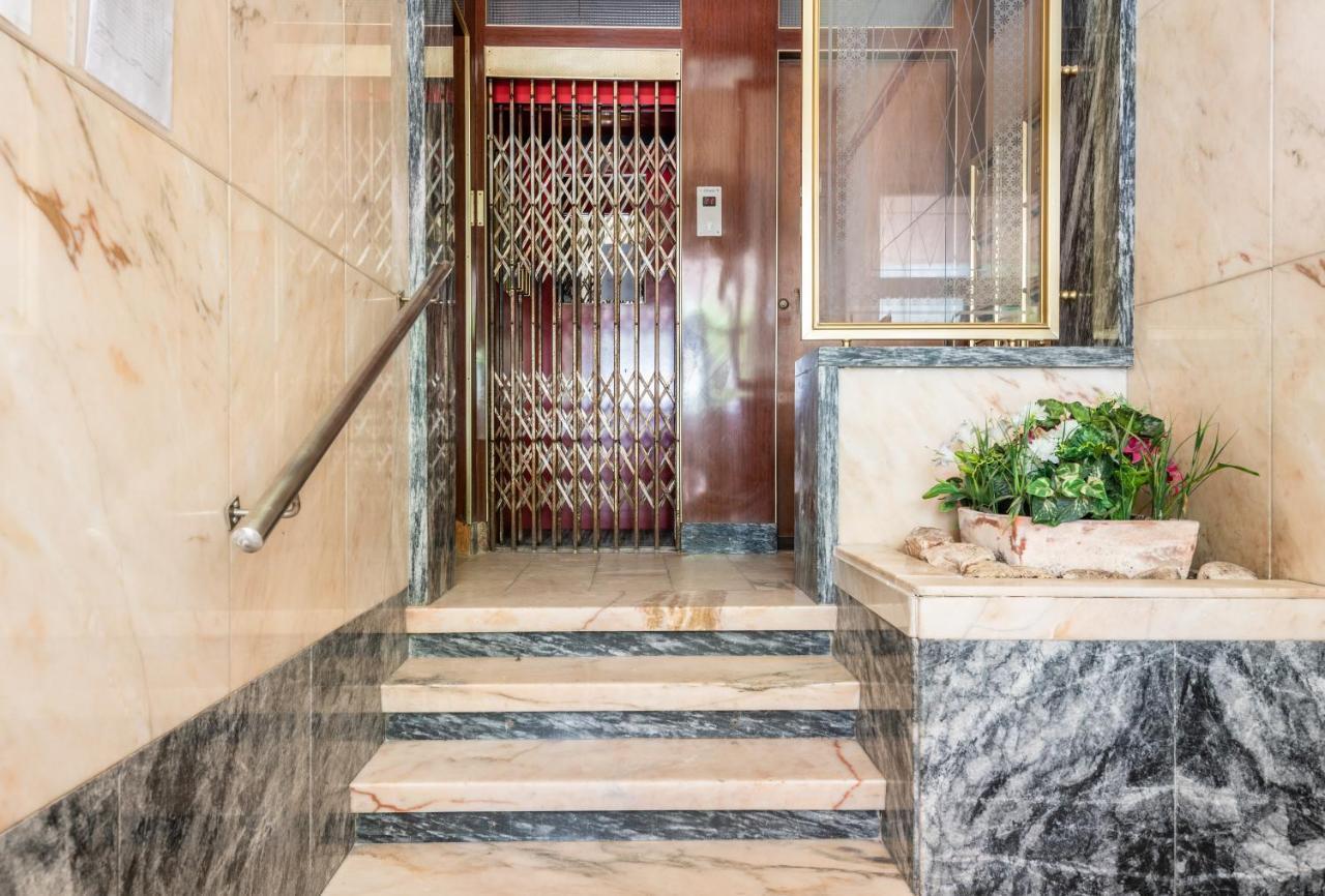 Santos Mattos Guesthouse & Apartments By Lisbon With Sintra Amadora Eksteriør billede